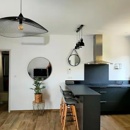 Apartment Neuf Avec Balcon Et 2 *