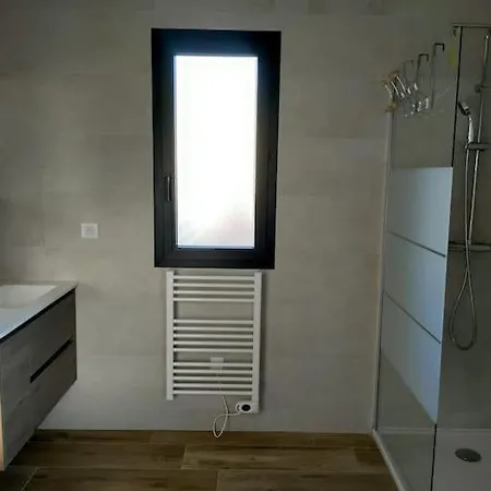 Neuf Avec Balcon Et 2