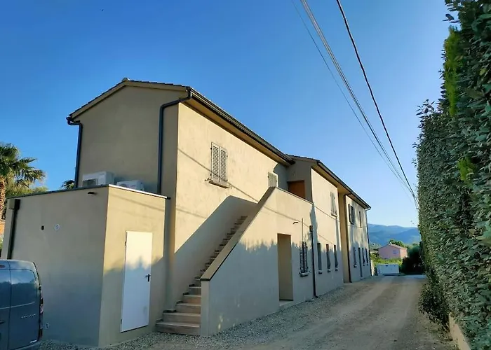 Neuf Avec Balcon Et 2