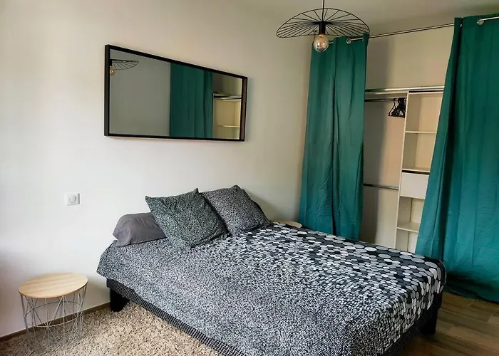 Neuf Avec Balcon Et 2 Appartement